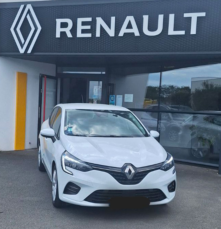 Renault Clio voiture occasion Seiches-sur-le-Loir